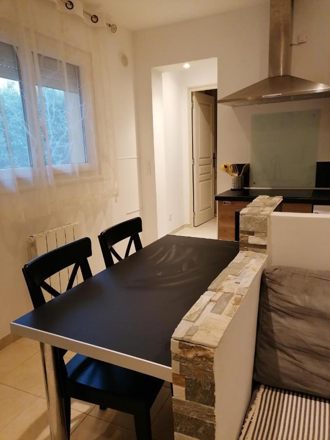 Appartement T2 Rez De Villa Proche Bord De Mer 르프라데 외부 사진